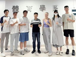 Nia Ralston and lab mates at Zhejiang University, China 