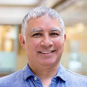 Head and shoulders photo of Dr. Keyvan Hashtrudi-Zaad 